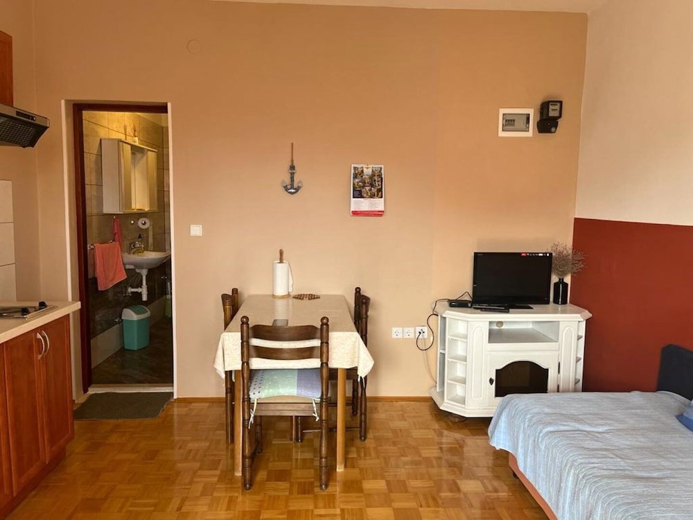 Hotel Apartments Zora