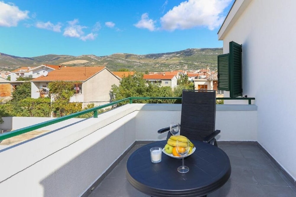 Hotel Apartments Slavko With Terrace