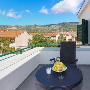 Hotel Apartments Slavko With Terrace cazare Kastel Kambelovac