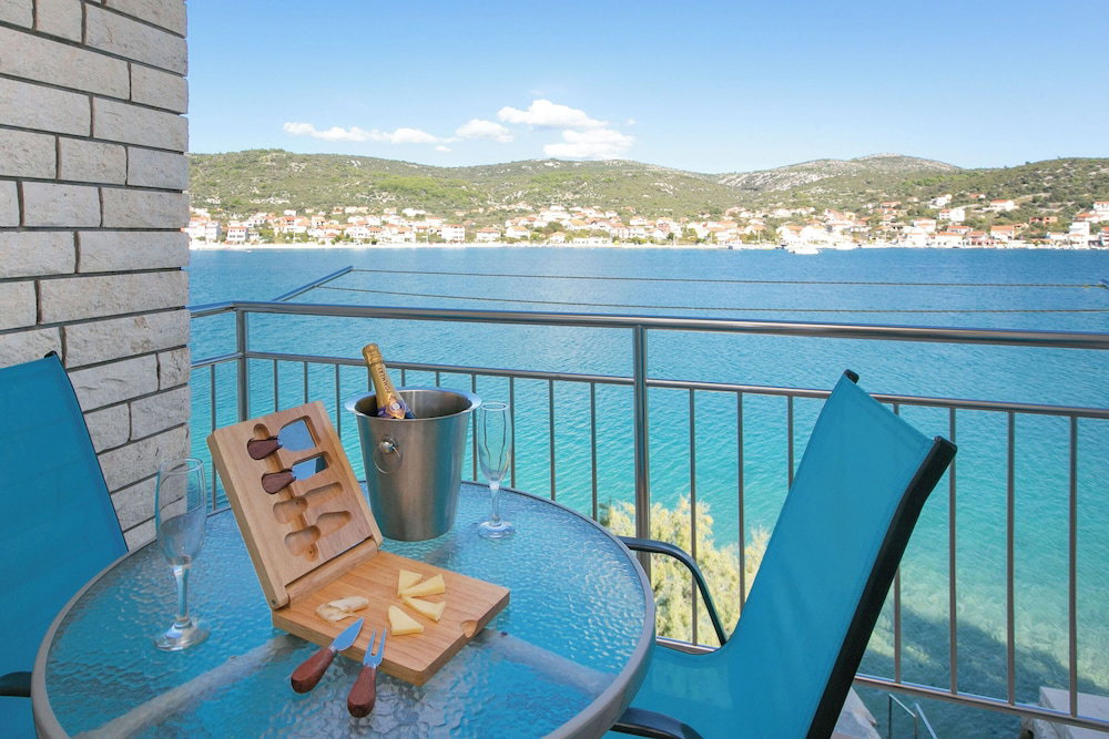 Hotel Apartments Tiho Ii