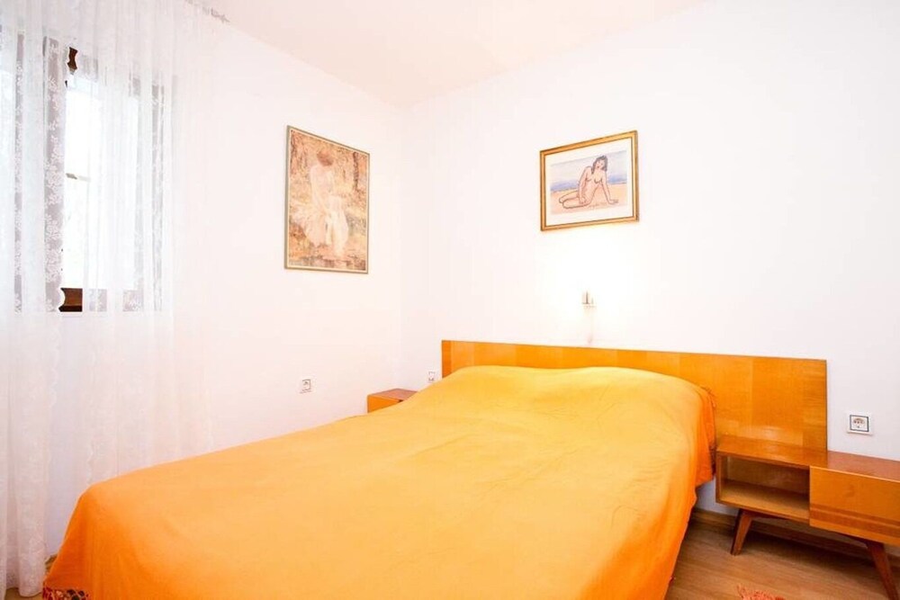 Apartments Miro