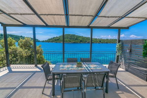 Hotel House Paval cazare Blato