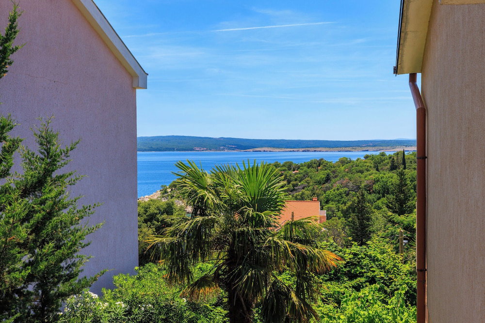 Hotel Apartments And Room Mirjana