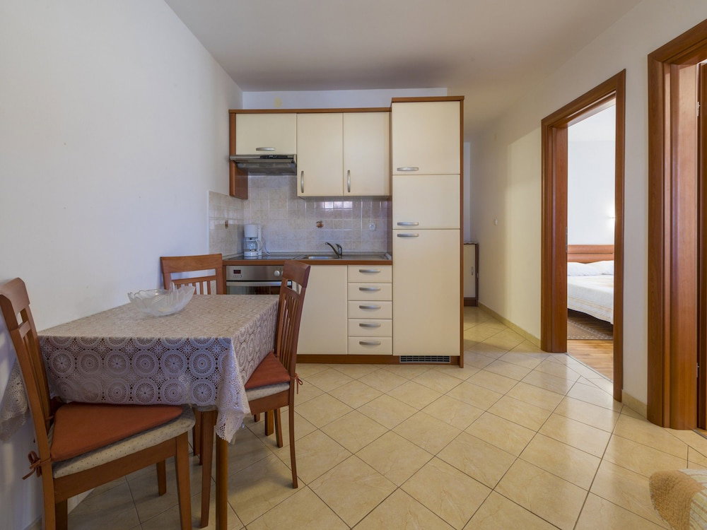Hotel Apartments Dino