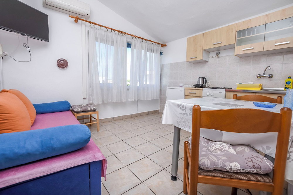 Hotel Apartments Karleusa