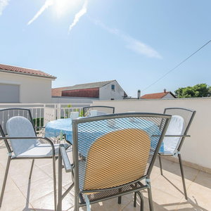 Hotel Apartments Danica cazare Pirovac