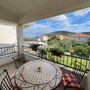 Hotel Apartments Luna cazare Marina