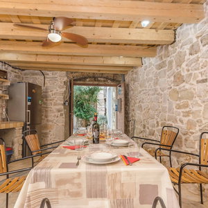 Hotel House Hidden Beauty cazare Tribunj