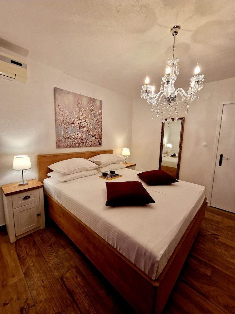 Hotel Apartments Sandra