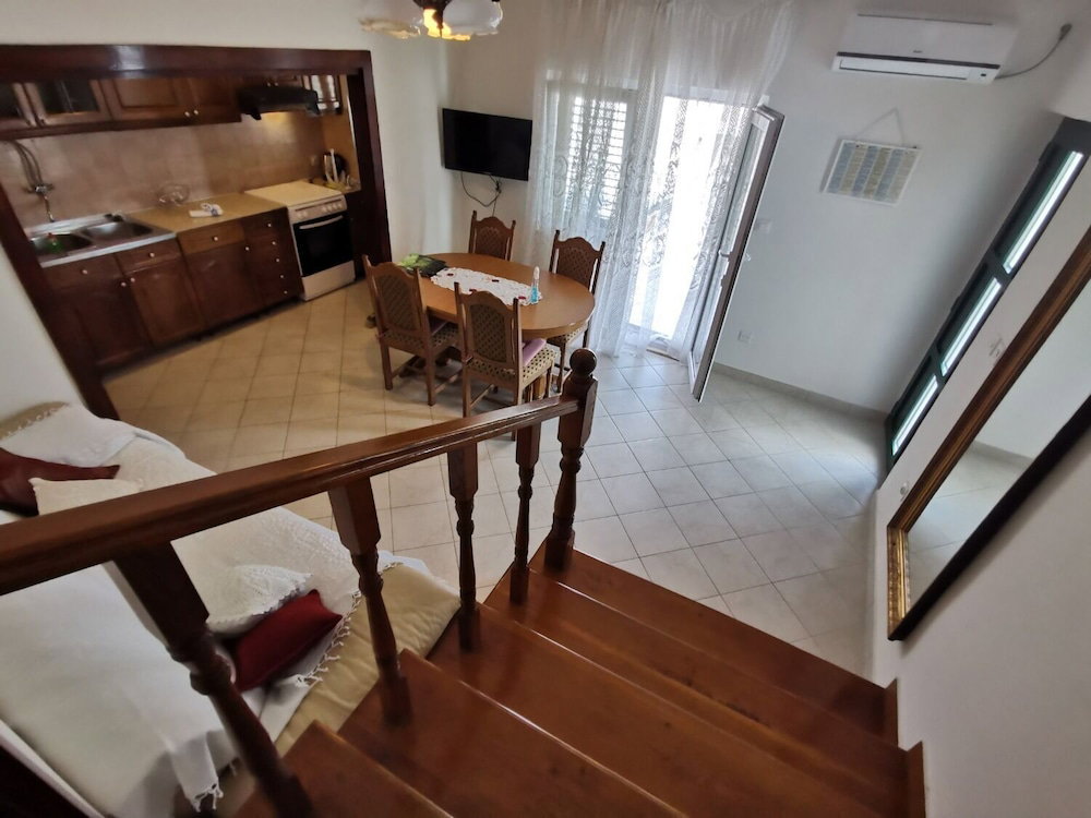 Hotel Apartments Srdan