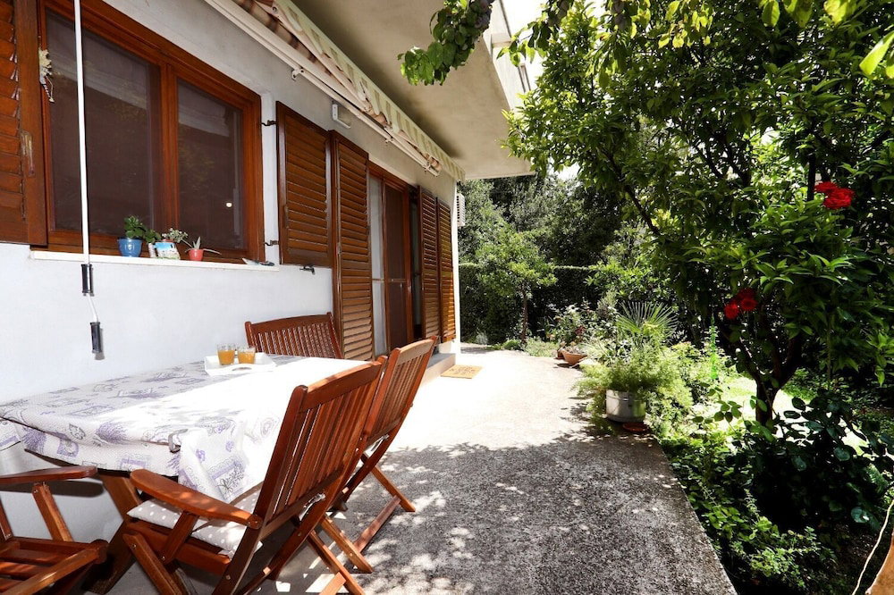 Hotel Apartment Lidia