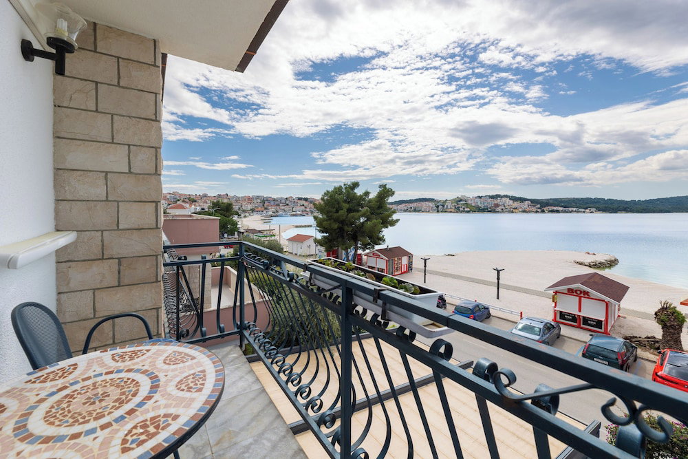 Hotel Villa Okruk