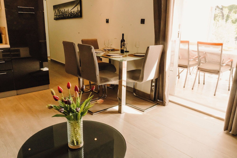 Hotel Apartments Darko