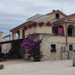 Hotel Apartment In Razanac Near Beach Rtina cazare Razanac