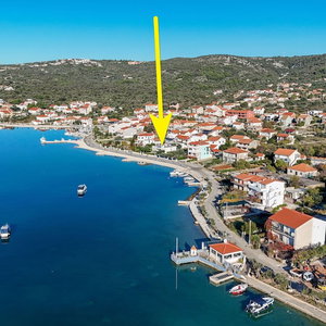 Hotel House Pazanin cazare Marina