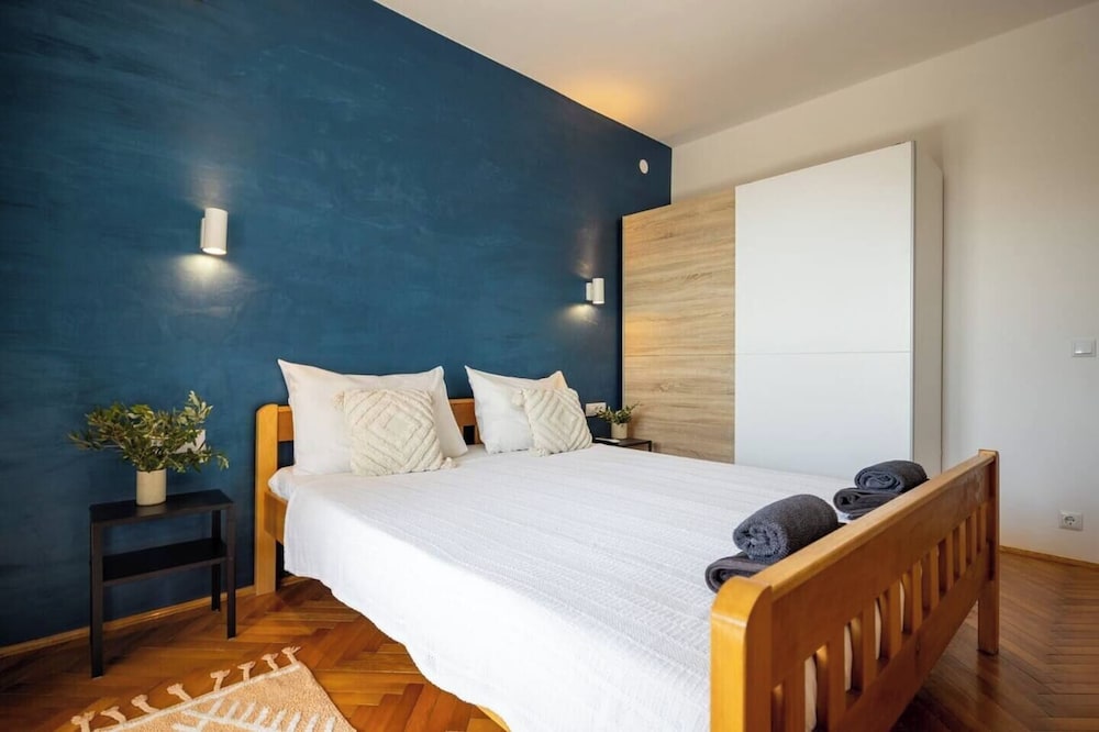 Hotel House Srica