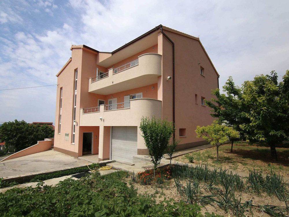 Hotel Modern Apartment In Kastel Stari
