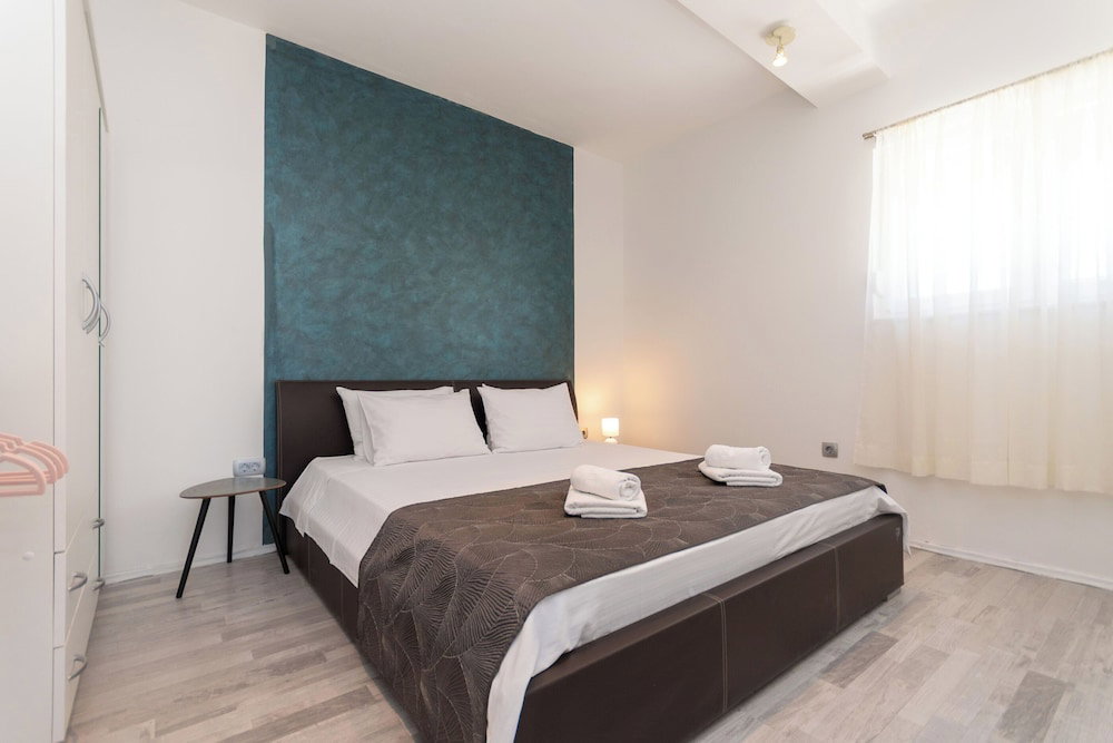 Hotel Apartments Neda