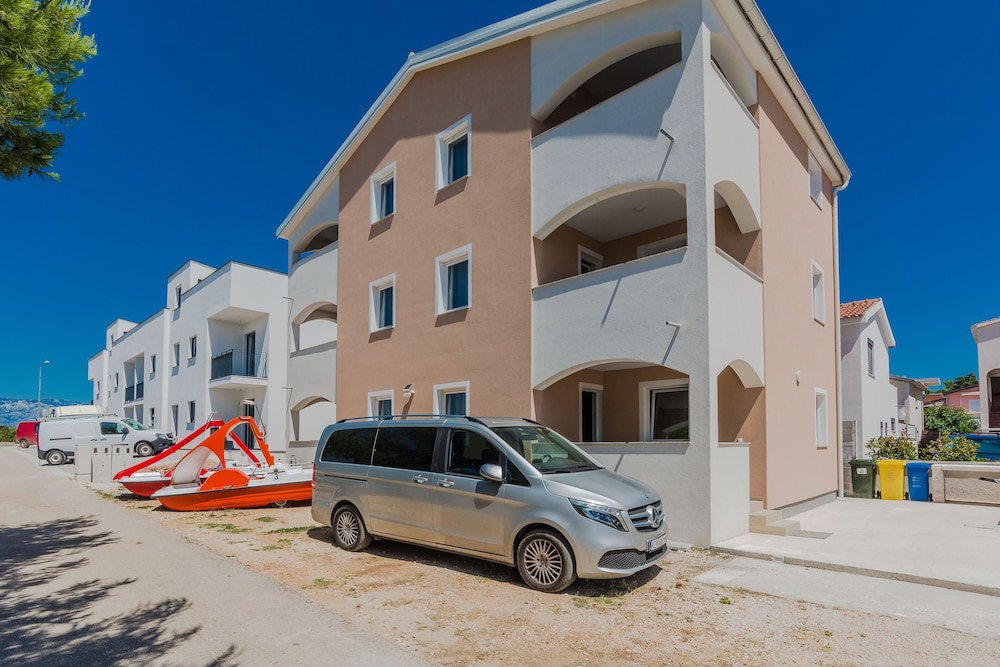 Hotel Apartments Budimir