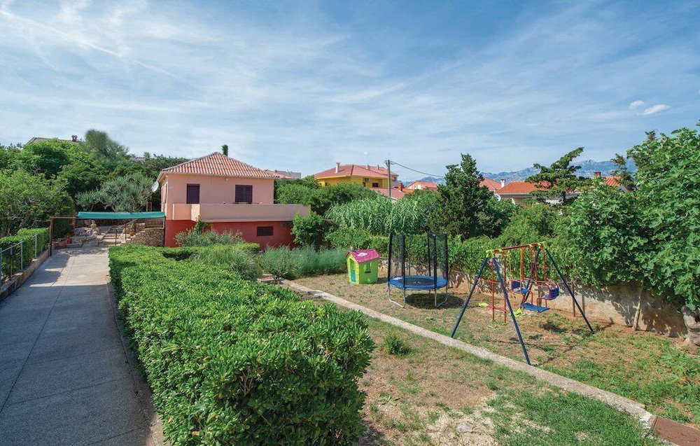 Hotel Holiday Home Joanna