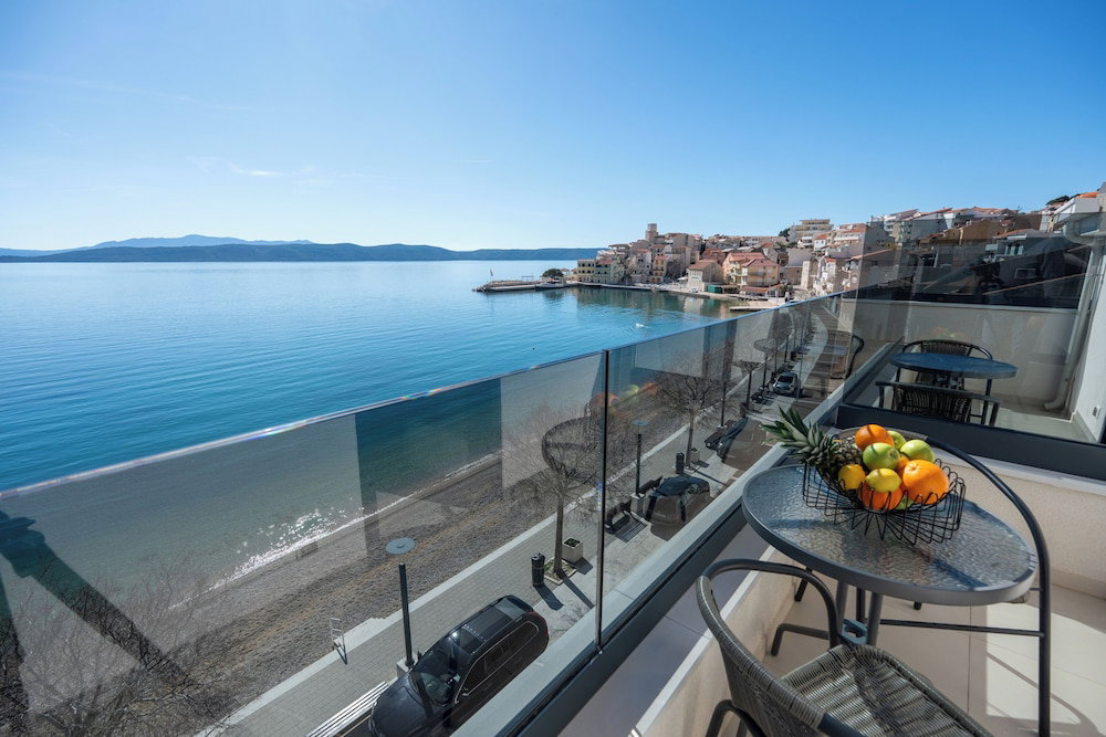 Hotel Wind Rose Apartments-Beachfront
