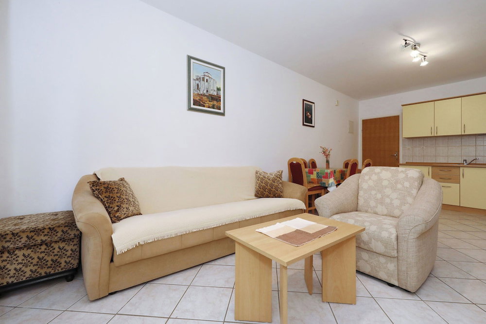 Hotel Apartment Emina