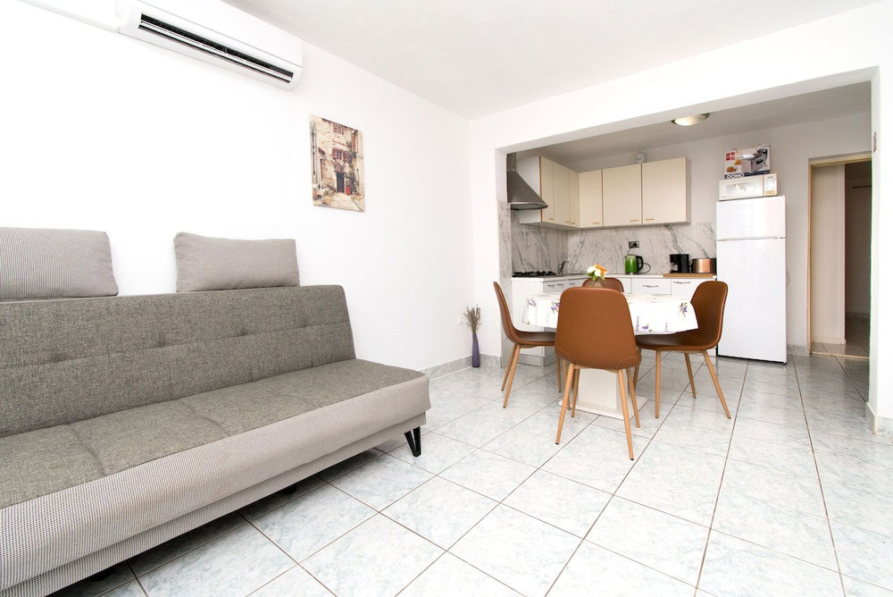 Hotel Apartments Mirkovic