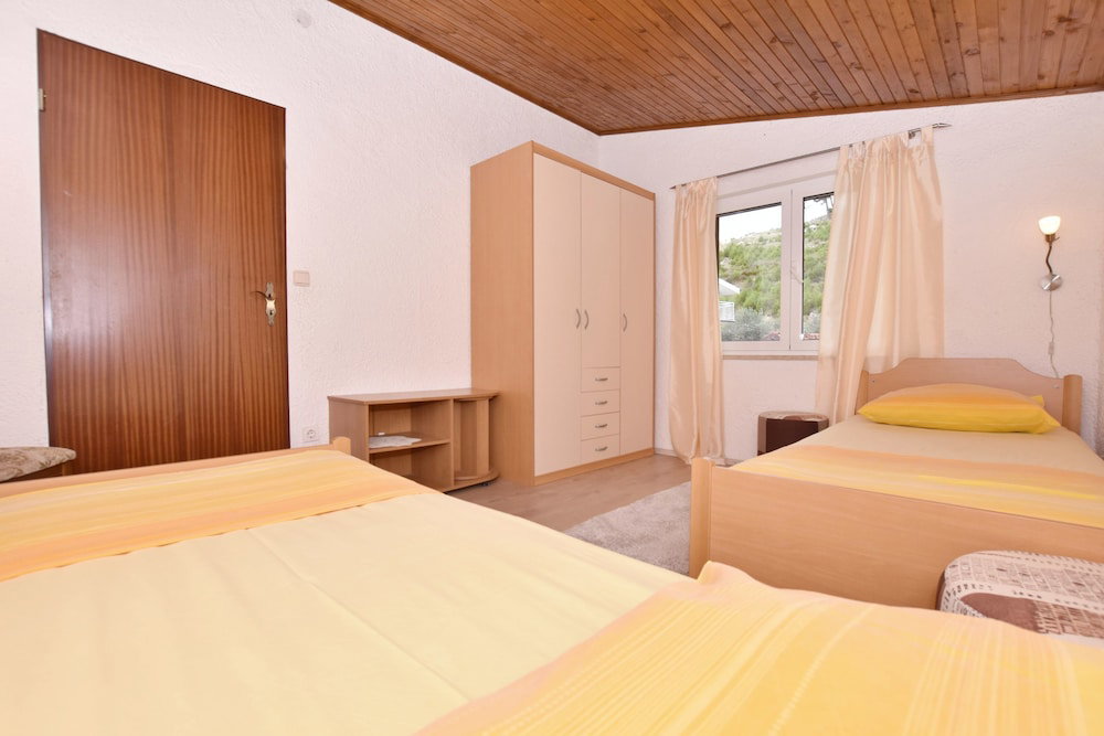 Hotel Apartments Mladen