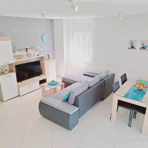 Hotel Modern Apartment In Kastel Stafilic With Fenced Garden cazare Kastel Kambelovac
