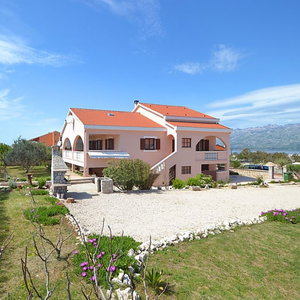 Hotel Apartment Nico cazare Razanac