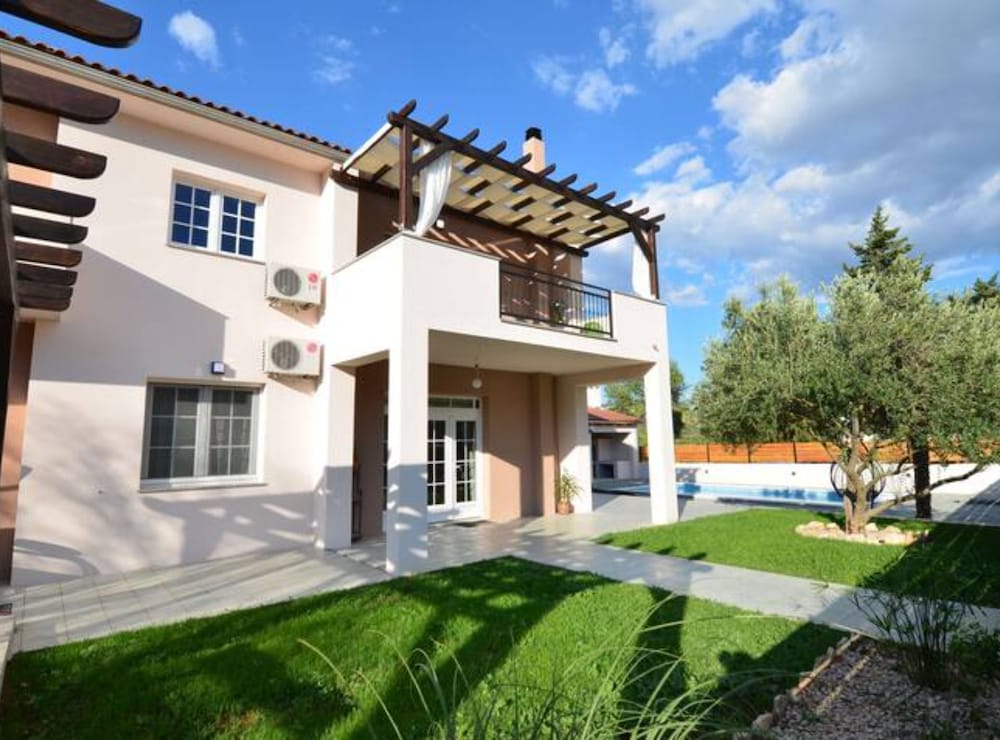 Hotel Apartment Villa Troskot