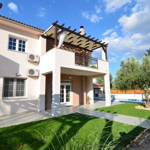 Hotel Apartment Villa Troskot cazare Pirovac