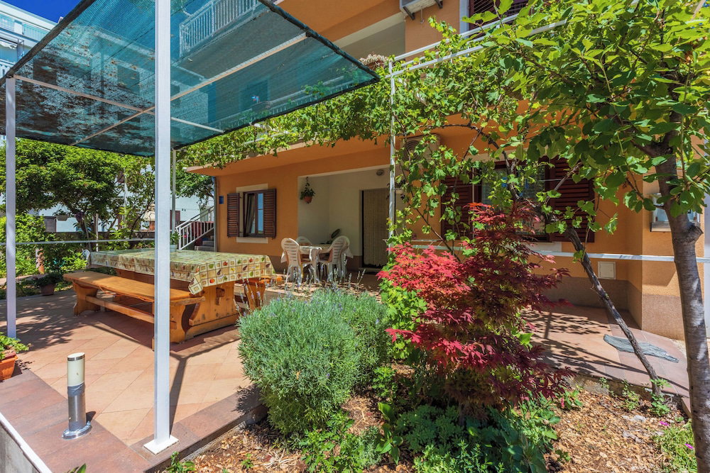 Hotel Apartments Lilin
