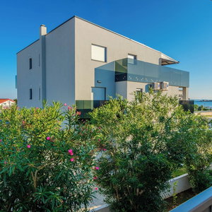 Hotel Apartments Markovic cazare Vir