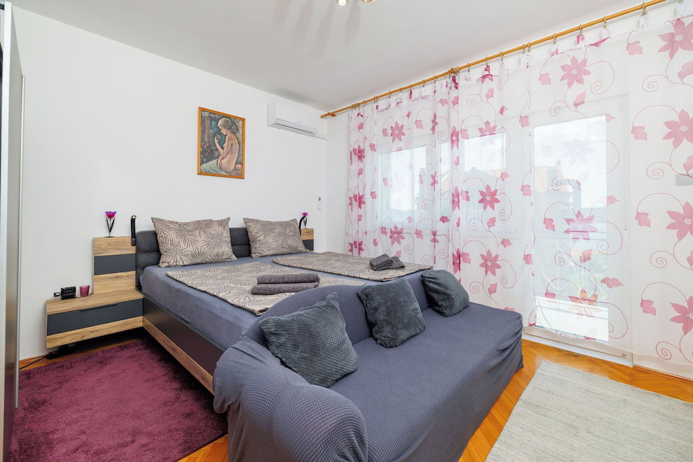 Hotel Apartments Smiljka