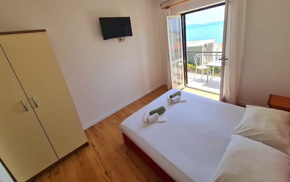 Hotel Apartments Tiho