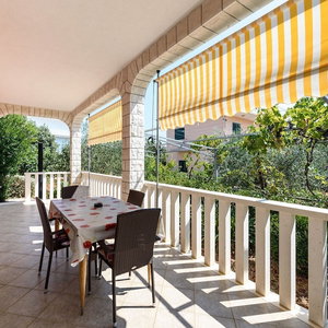 Hotel House Vesnad cazare Seget Vranjica