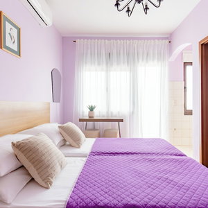 Hotel Mala Mara cazare Kastel Kambelovac