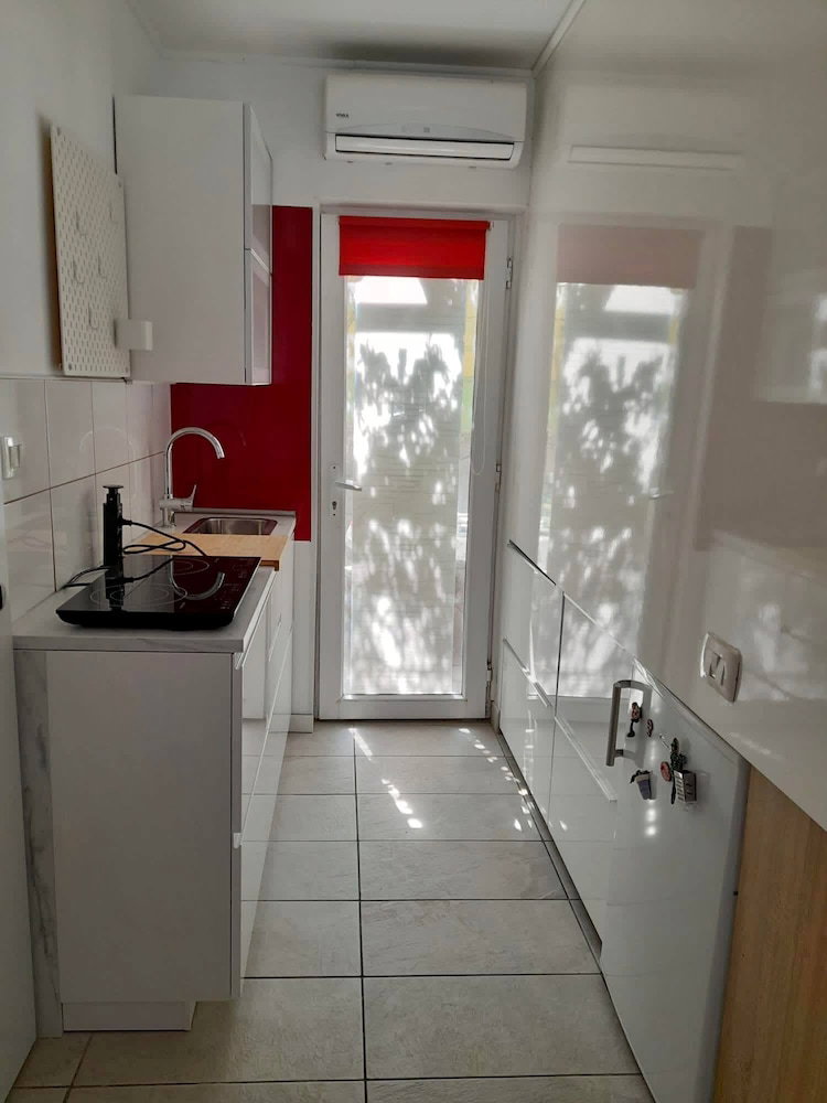 Hotel Apartments Rozankovic