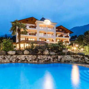 Hotel Sonnenburg cazare Merano