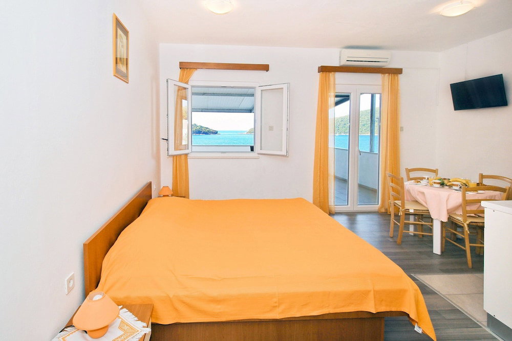 Hotel Apartments Ane