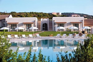 Hotel Grande Baia Resort & Spa cazare San Teodoro
