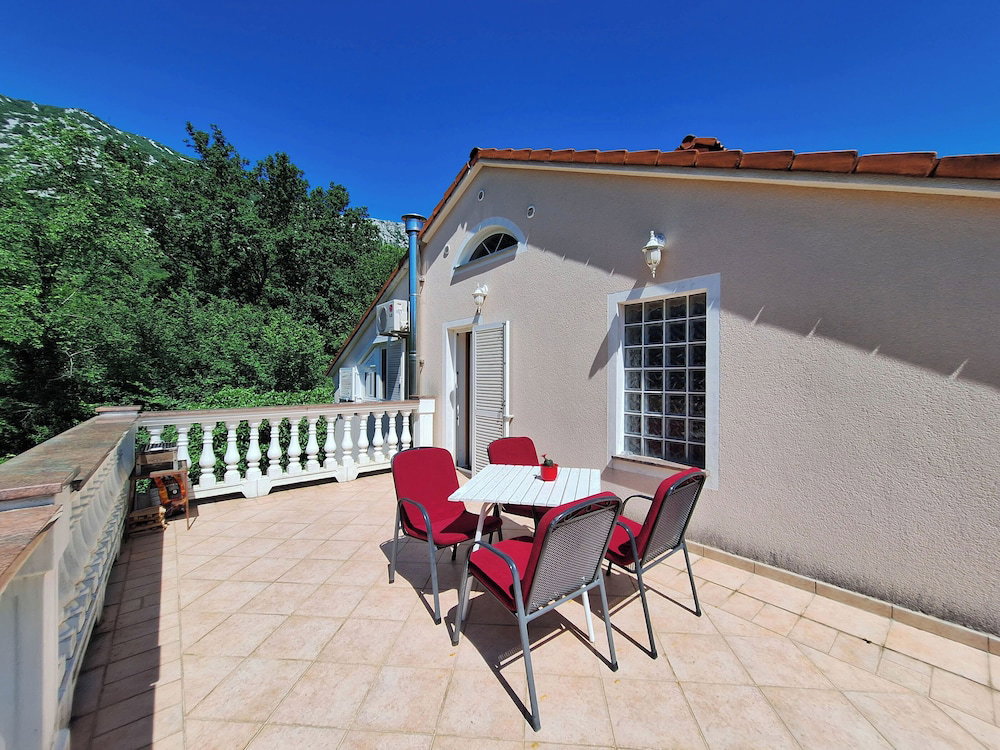 Hotel Apartment Nenad