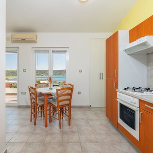 Hotel Apartments Marietta cazare Razanac