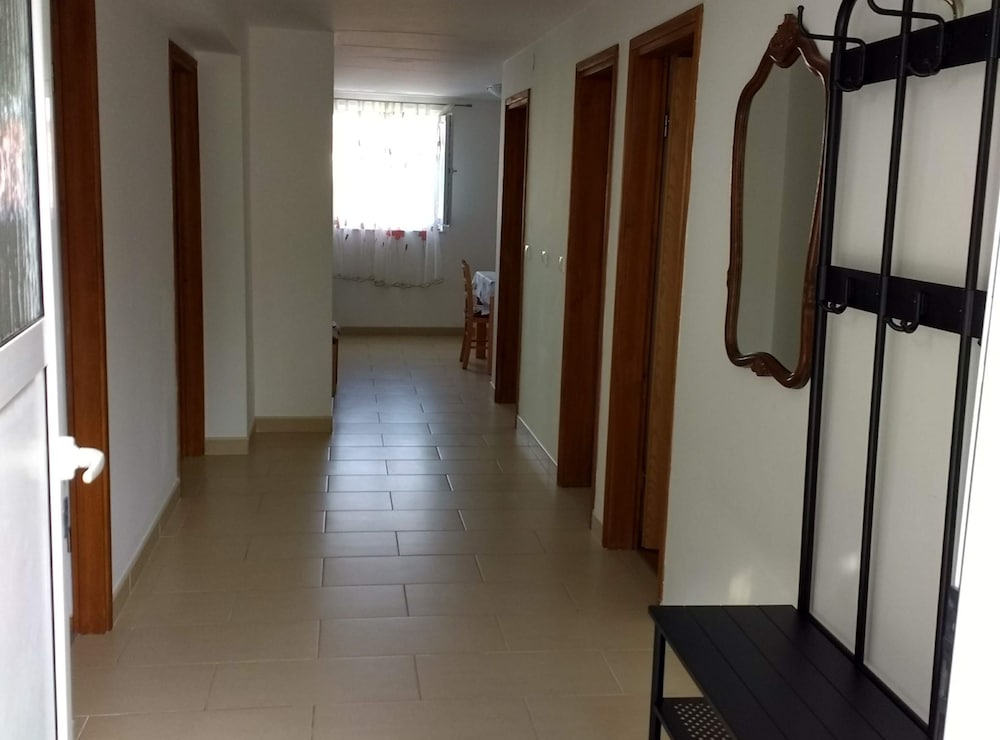 Hotel Apartment Ela