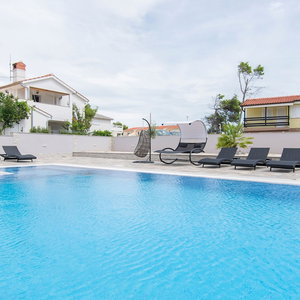 Hotel Apartments Sana cazare Vir