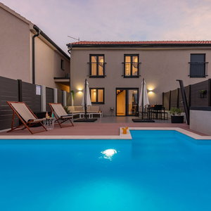 Hotel Villa Nia cazare Nin