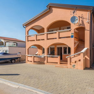 Hotel Apartments Hrskanovic cazare Vir