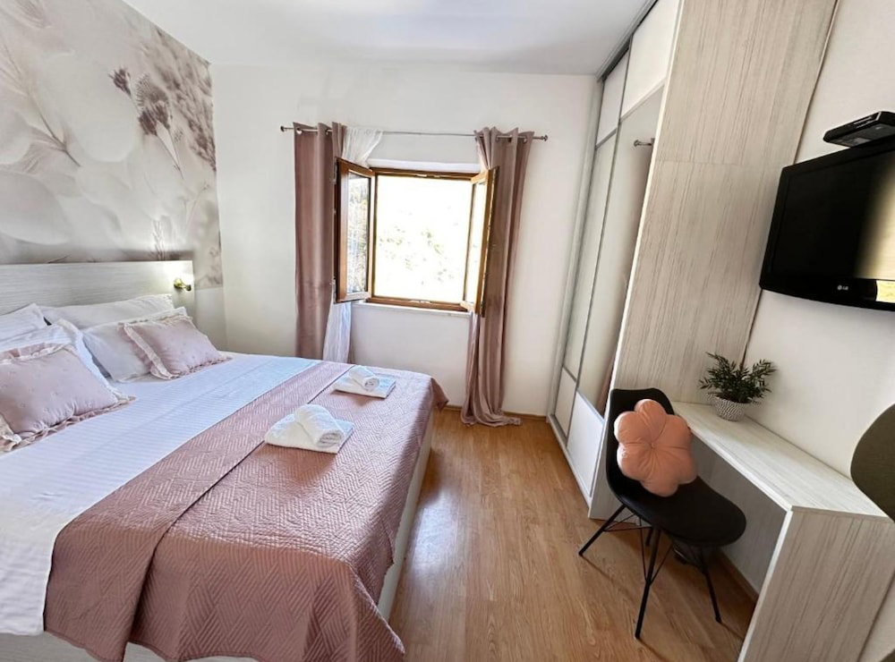 Hotel Peaceful Holiday Home Ivona