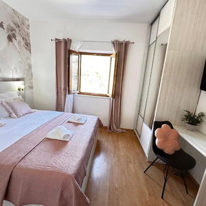 Hotel Peaceful Holiday Home Ivona cazare Podgora